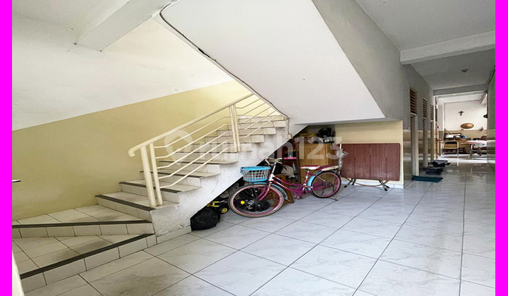 Dhyana Kost luas tanah 256m2 di jelambar Dhyana Kost luas tanah 256m2 di jelambar