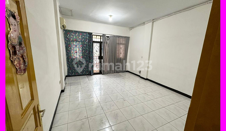 Dhyana Ruko Ukuran 4.3X16m di Jalan Raya Jelambar Dhyana Ruko Ukuran 4.3X16m di Jalan Raya Jelambar