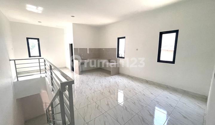 Dhyana Rents a New House Measuring 5X15m in Jelambar. 2