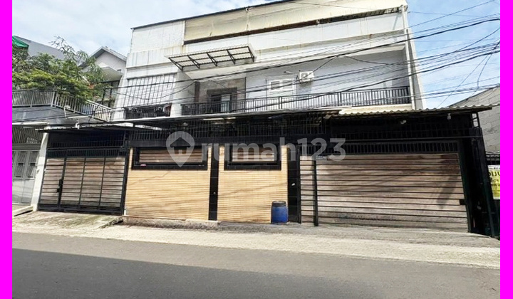 Dhyana House Size 15x20m in Jelambar