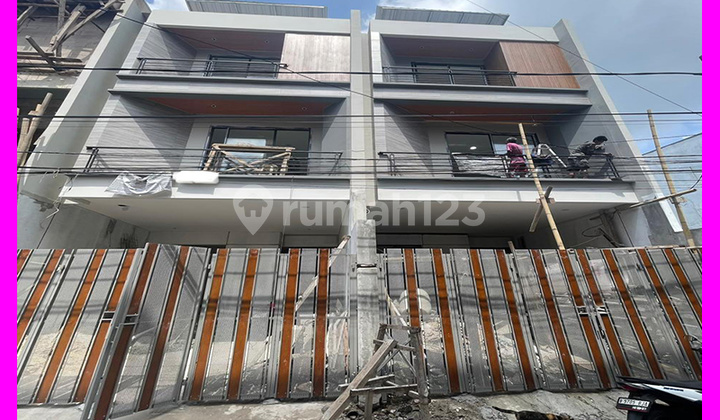 Dhyana Rumah Baru Ukuran 5X15m Hadap Timur di Jelambar