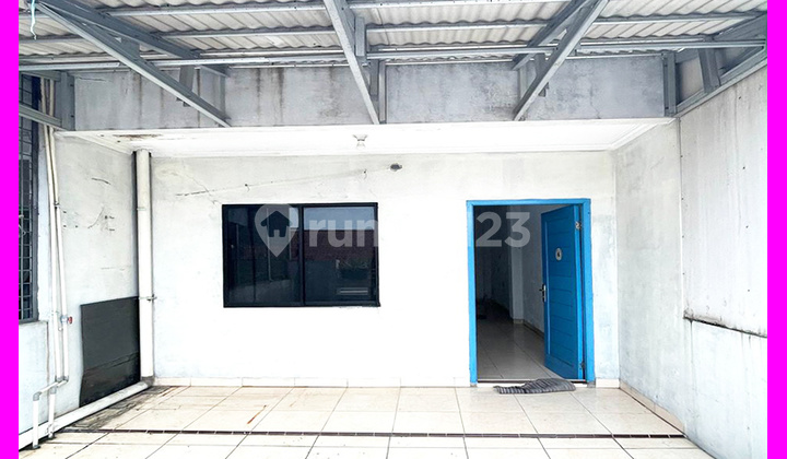 Dhyana Rents a 4x15m House in Jelambar Dhyana Rents a 4x15m House in Jelambar