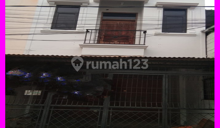Dhyana For rent, 4x16m shop house in Jelambar.