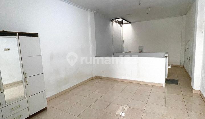 Dhyana Disewa Rumah Ukuran 4X15m di Jelambar 2