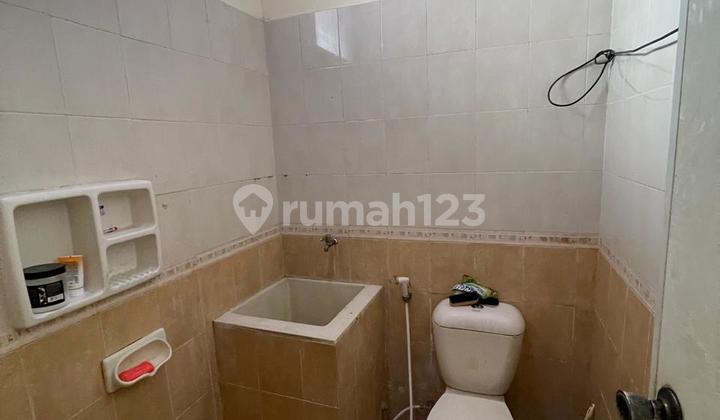 Dhyana Disewa Rumah Ukuran 4X15m di Jelambar 2