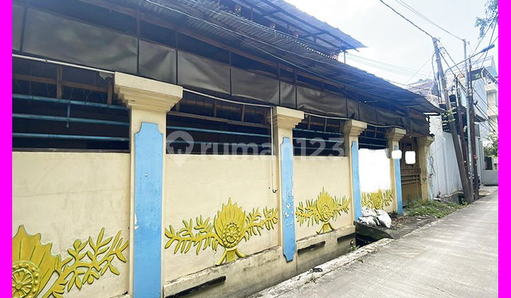 Dhyana Old House Land Area 717M2 in Jelambar