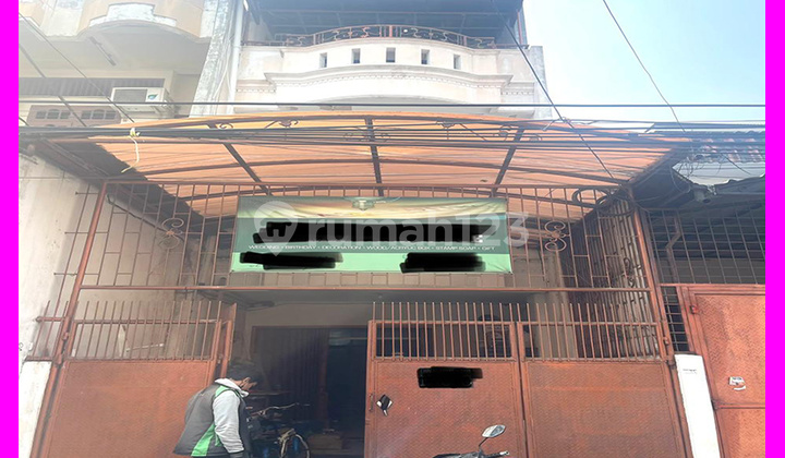 Dhyana House Size 4.25X20m on Jalan Raya Jelambar