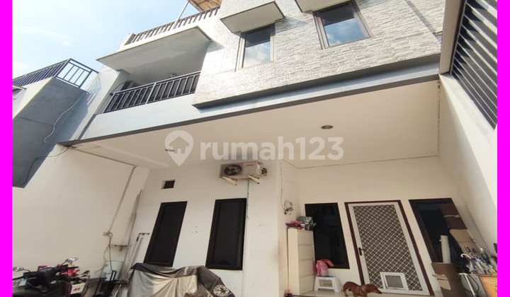 Dhyana rumah ukuran 5.7x14m di jelambar Dhyana rumah ukuran 5.7x14m di jelambar