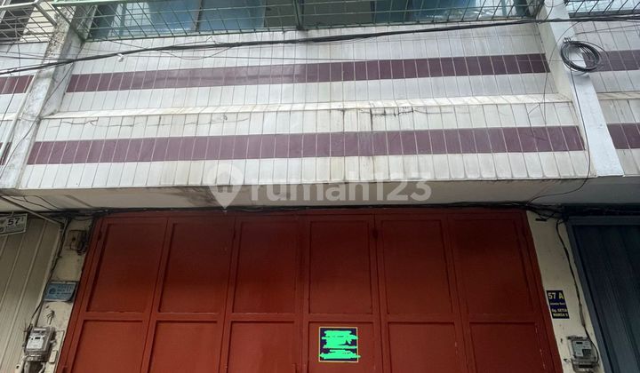 Meditate House Service size 4.2x11m in Jelambar 2