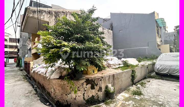 Dhyana Tanah Posisi Hoek Luas Tanah 120 Juta di Jelambar