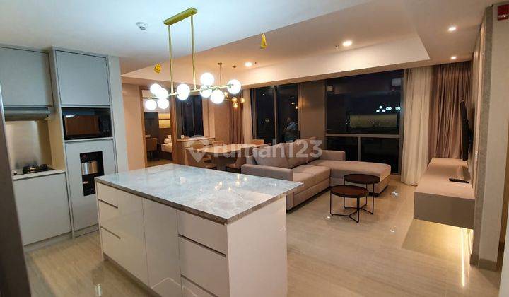 Disewakan Apartment Hillcrest House Type 4 Bedroom View GOLF Full Furnished Bagus 1