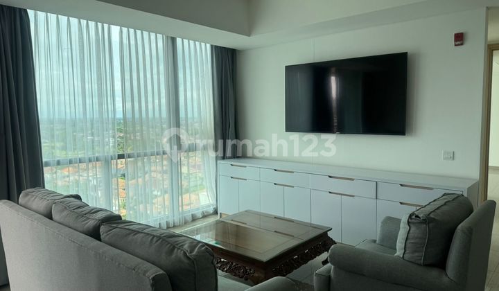 For Quick Sale Hillcrest House Apartment with Golf View Low Floor 2