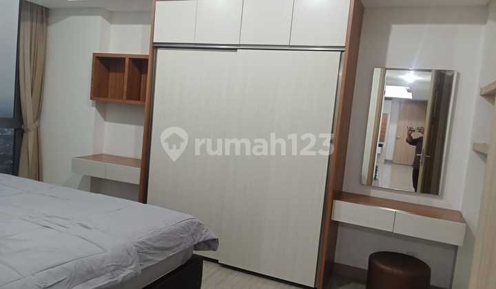 Disewakan Apartmen Hillcrest House Full Furnished View Golf 2