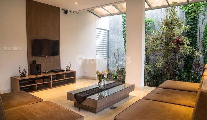 Rumah Villa Modern Minimalis di Tegal Cupek, Canggu Bali 2