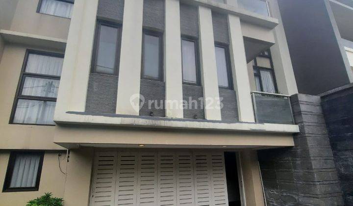 Rumah Sayap Sutami Setrasari Kulon Design Minimalis Modern 1