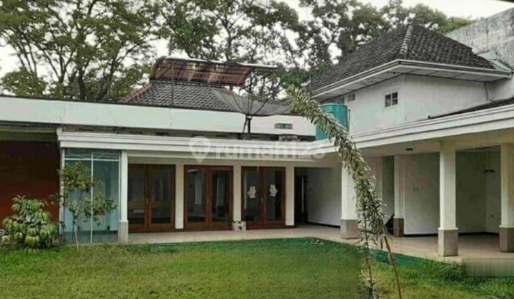 Rumah Klasik Terawat Sayap Dago Siap Huni 1