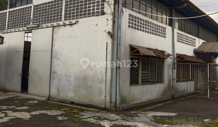 Gedung Ex Pabrik Strategis di Mainroad Kopo Bandung 1