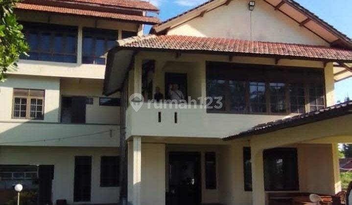 Private Villa Bagus Asri Terawat Ditepi Pantai Pangandaran, Full Furnish 1