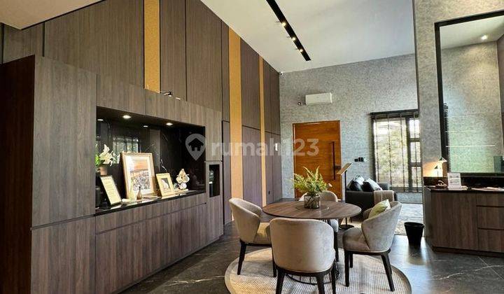 RUMAH MEWAH KOTA BARU PARAHYANGAN DESIGN MODERN TROPICAL LUX FULL FURNISH SIAP HUNI 1