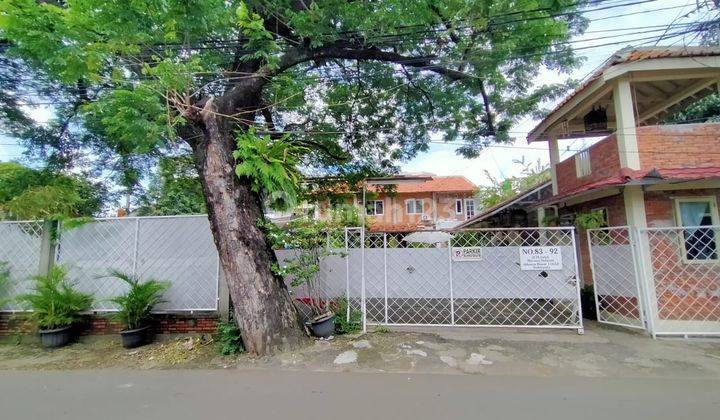 Dijual Rumah Usaha Dan Bangunan 4 Lantai di Meruya Selatan 1