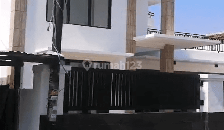 Dijual Rumah Baru 2 Lantai Plus Kost kostan di Menteng Jakpus 1