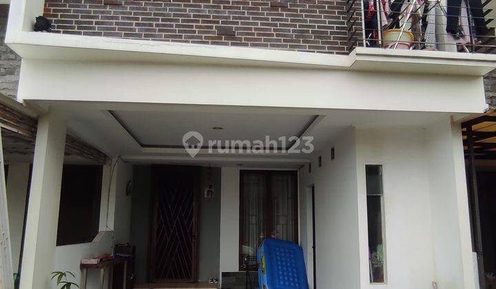 For Sale Rumah Cantik Semi Furnished di Graha Raya Cluster Viola Residence, Tangerang Selatan 2