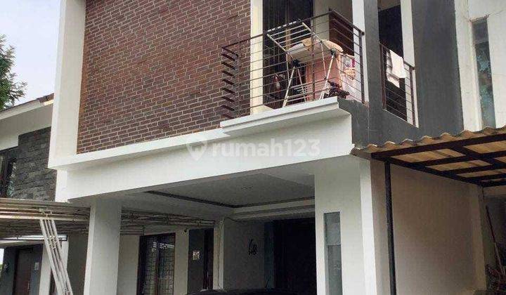 For Sale Rumah Cantik Semi Furnished di Graha Raya Cluster Viola Residence, Tangerang Selatan 1