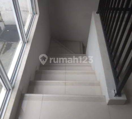 Dijual Rumah Minimalis 2 Lantai di Graha Raya Cluster Fortune Terrace 2