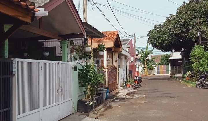 Ready-to-Occupy House in Duta Bintaro Cluster Sanur – Strategic Location Near Alam Sutera 2
