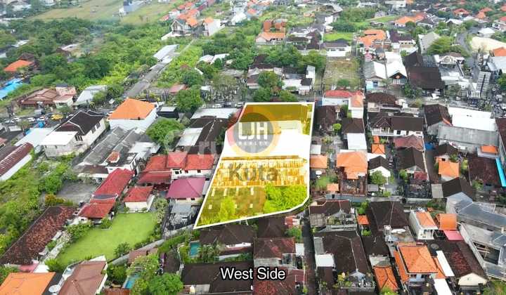 Dijual Ex Toko Bangunan di Jl Raya Kerobokan Kelod, Kuta Utara.