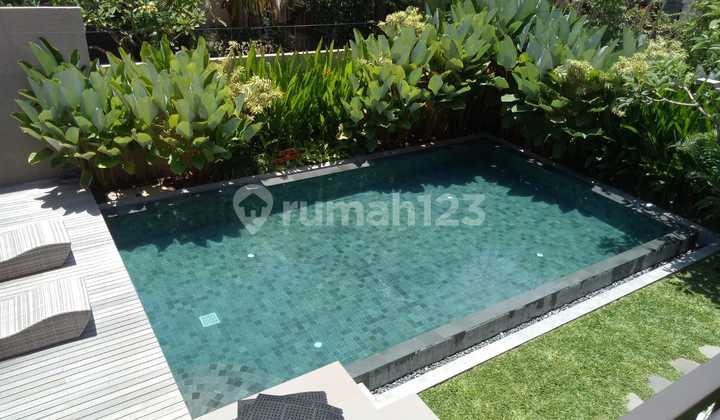 For Sale or Leasehold Modern Luxury Villa Located at Jalan Petitenget, Seminyak. For Sale or Leasehold Modern Luxury Villa Located at Jalan Petitenget, Seminyak.