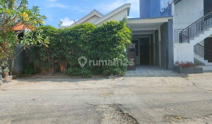 Dijual Rumah 1,5 Lantai di Taman Griya Jimbaran. 1