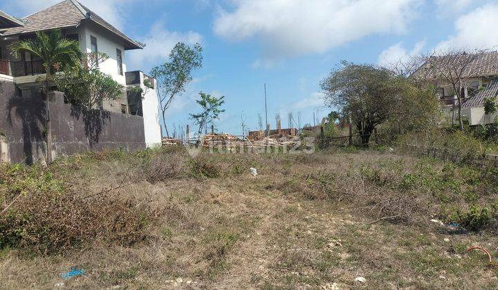 Land for Sale in Strategic Location on Jl. Melati Benoa. 1