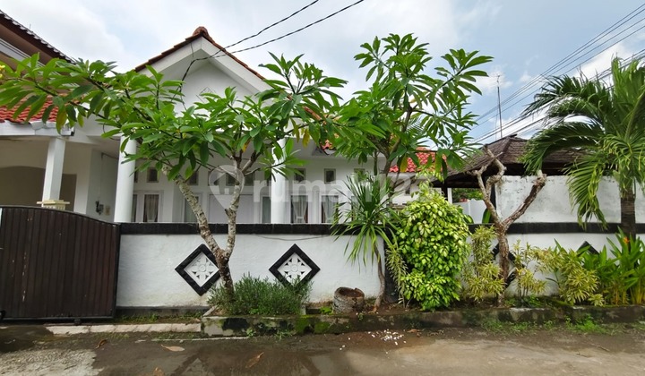 dijualvilla 1 lantai lokasi strategis di jimbaran. dijualvilla 1 lantai lokasi strategis di jimbaran.