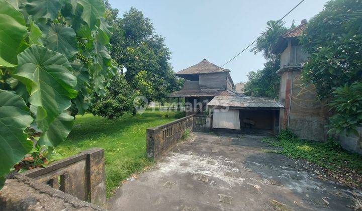 For Sale Cheap Land + Building With Swimming Pool in Seminyak. 2