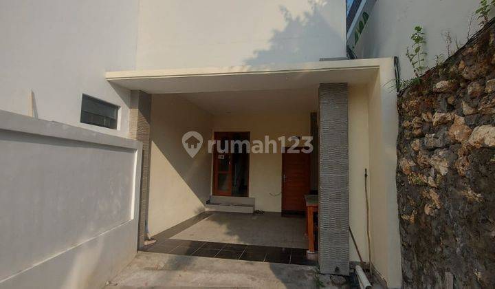 Dijual Villa 2 Lantai di Nusa Dua Highland, Siligita Benoa 1