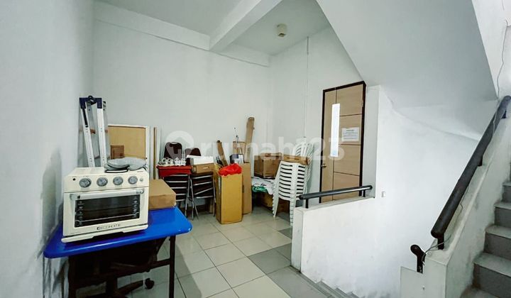 DIJUAL RUKO 3 LANTAI DI JALAN UTAMA PUPUTAN RENON  2