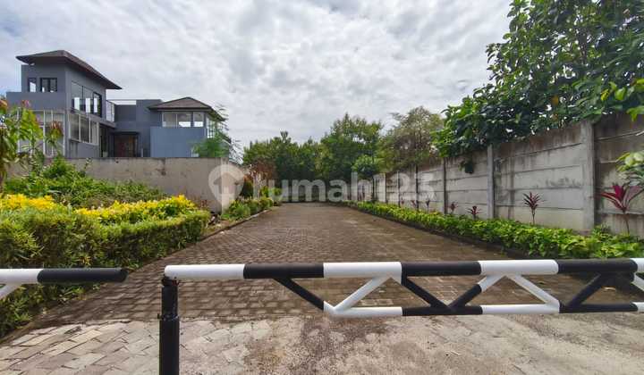 For Sale Cheap Land One Gate System Located at Jl. Gunung Payung, Kutuh.