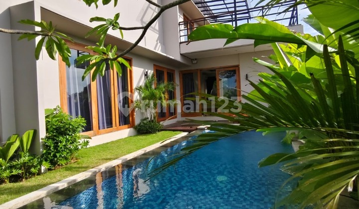 Dijual Villa Cantik dan Nyaman 2 Lantai di Jimbaran. Dijual Villa Cantik dan Nyaman 2 Lantai di Jimbaran.