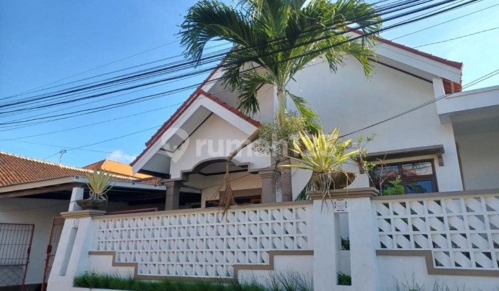 For Sale Good Condition House on Nuansa Utama Street, Jimbaran.