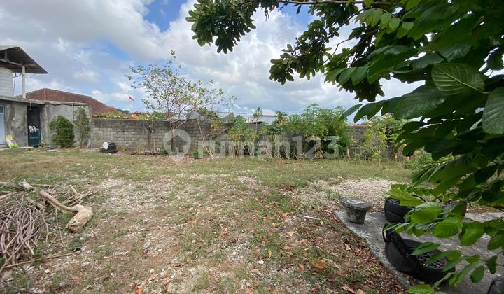 Dijual Tanah Eksklusif Plot Kecil di Jimbaran Hanya 100 Meter Dari Bypass Dijual Tanah Eksklusif Plot Kecil di Jimbaran Hanya 100 Meter Dari Bypass