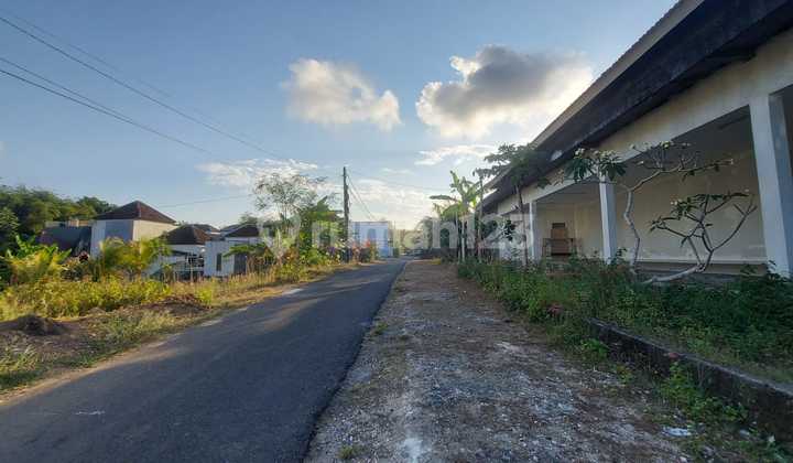 For Sale: Modern 2-Story House Located in Kutuh, Nusa Dua 2