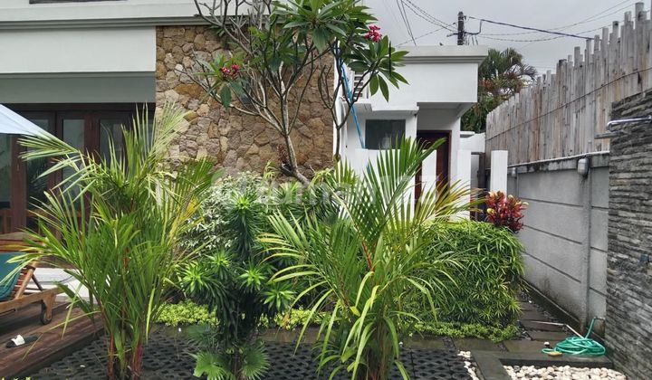 Dijual Villa Mewah Di Tegal Cupek, Umalasvilla Dua Lantai Dengan Desain Modern Dan Fasilitas Lengkap Di Kawasan Tenang Dan Strategis Umalas.