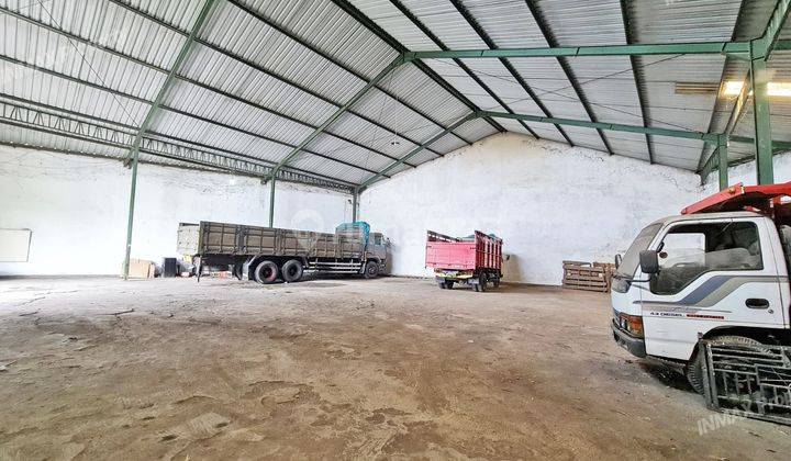 Gudang Murah Tanah Luas Di Karangsono Pasuruan Siap Usaha, Akses Truk...

Luas Tanah 1.136m²
Luas Bangunan 650m²
Hadap Barat Laut
Listrik 2200 Watt
Air PDAM 

Lokasi Strategis
Lingkungan Aman

Harga Penawaran 4Millyard(Nego Pemilik 4