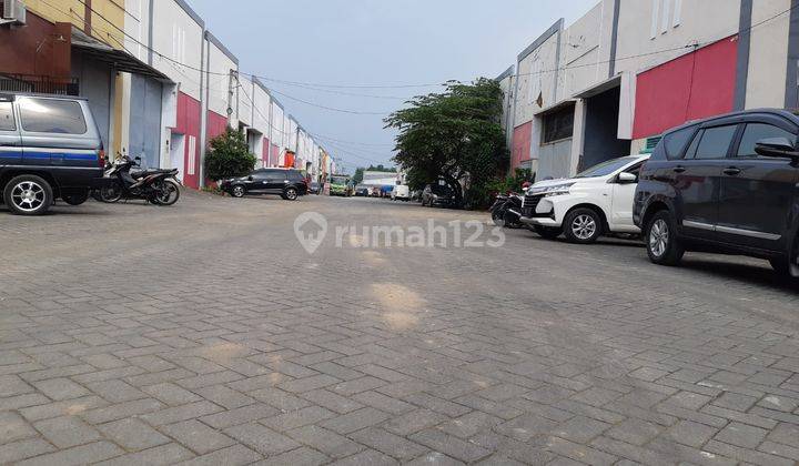 Gudang+Kantor Murah Siap Untuk Usaha Di  Karanglo Arjosari kota Malang

Spesifikasi :

Kantor = 1

Kamar Mandi = 1

Luas Bangunan = 490

Luas Tanah = 493

Sertifikat = SHGB


Fasilitas :

- Ada Kantor

- Kawasan Pergudangan

- One Gate Sistem

- Akses Tro 6