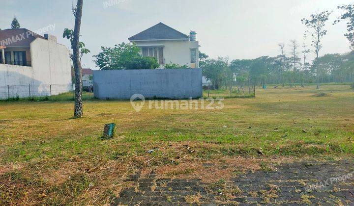 Tanah Kavling Siap Bangun Strategis Di Raya Graha Golf Araya MALANG 

Lokasi Strategis :

- Dekat Bandara Abdurrahman Saleh

- Dekat Sekolah Dan Kampus

- Dekat Pusat Kuliner Dan Mall

- Lingkungan Aman Dan Nyaman 

Spesifikasi : 

Luas Tanah : 375m

Dime 2