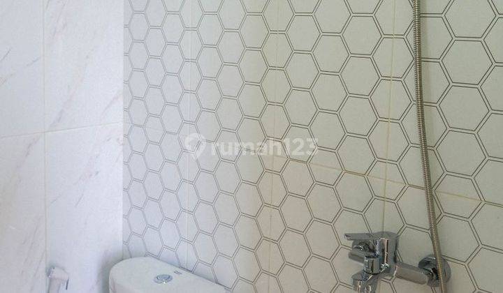 HARGA PROMO CLUSTER KOST PAPA BIRU DEKAT KAMPUS UNIVERSITAS BRAWIJAYA


Spesifikasi :

Luas Tanah 105 m²


Luas Bangunan 277 m2


Tingkat : 3 lantai


13 Kamar Tidur


14 Kamar Mandi


Fully Furnished:  13 Meja Belajar + Kursi 13 Lemari Baju 2 pintu+ 2Cer 17