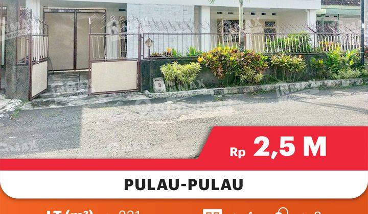 Rumah Lama Orisinil Belanda Bangunan Terawat Siap Huni Di Jl. Pulau Buru MALANG 

Lokasi Strategis :

Row Jalan Lebar

Dekat Sekolah 

Dekat RSI Dan Pasar Besar

Lingkungan Aman Dan Nyaman

Spesifikasi :

Luas Tanah : 231m

Dimensi : 11,45 x 20

Luas Bang 2