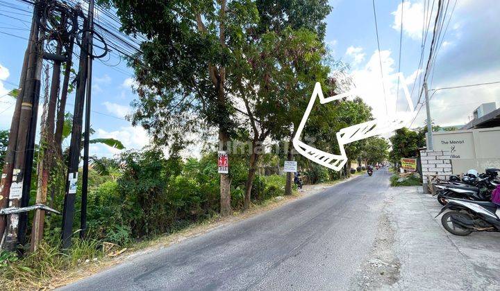 LAND FOR RENT AT 0 JALAN MAIN BUMBAK UMALAS, KUTA - BALI 

Land area 4300 m²

Dimensions: 34 x 112

Zone C-1

Can be taken in half

Lease for 30 years

Price 26 million / are / year
 1