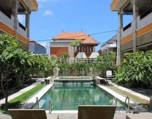 BUC City Hotel Bintang 3 Harga Pandemi COVID di Central Renon - Bali

Spesifikasi :

Hotel Lantai : II
Luas Tanah : 2.160m²
Luas Bangunan : 1.885m²

SPESIFIKASI *Room* :
   1 President Suite Room
   38 Standart Room

Lobby & Lounge Bar

Meeting Room

Swim 2